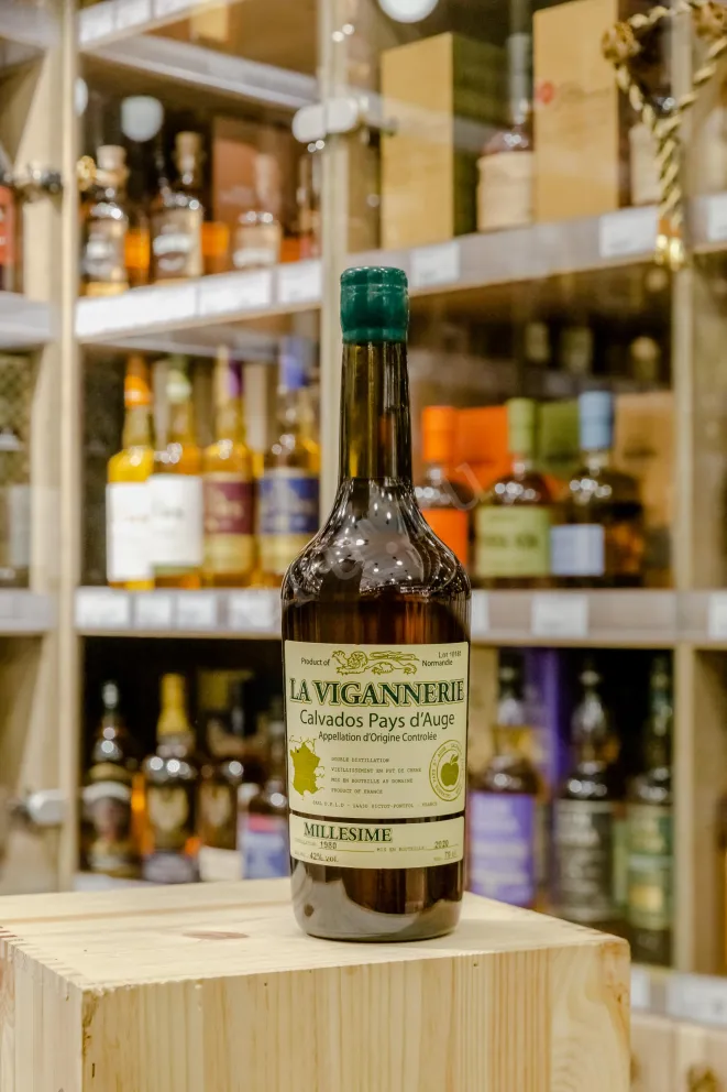 В магазине Крю Профи La Vigannerie 1980 0.7 л