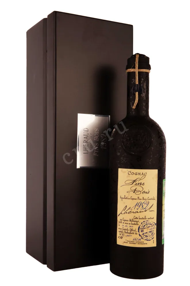 Коньяк Lheraud  Fins Bois 1982 0.7 л