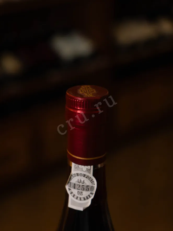 Пробка Royal Oporto Tawny 10 years with gift box 2011 0.75 л