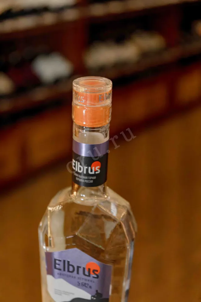 Пробка Elbrus Black Currant 0.5 л