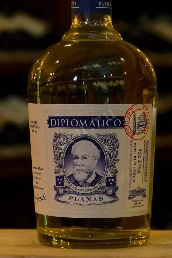В магазине Крю Профи Botucal Diplomatico Planas 0.7 л