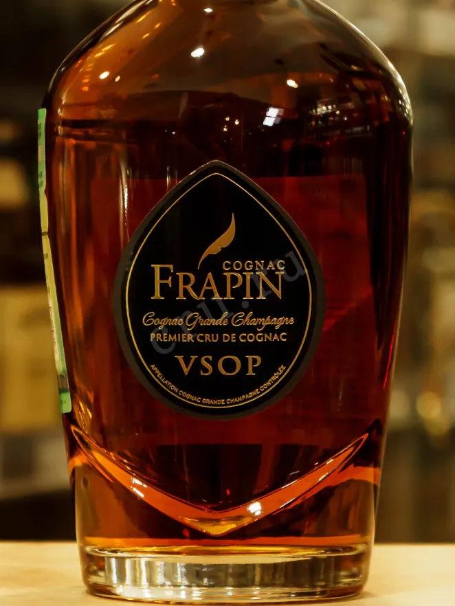 В магазине Крю Профи Frapin VSOP with 2 glasses 0.7 л