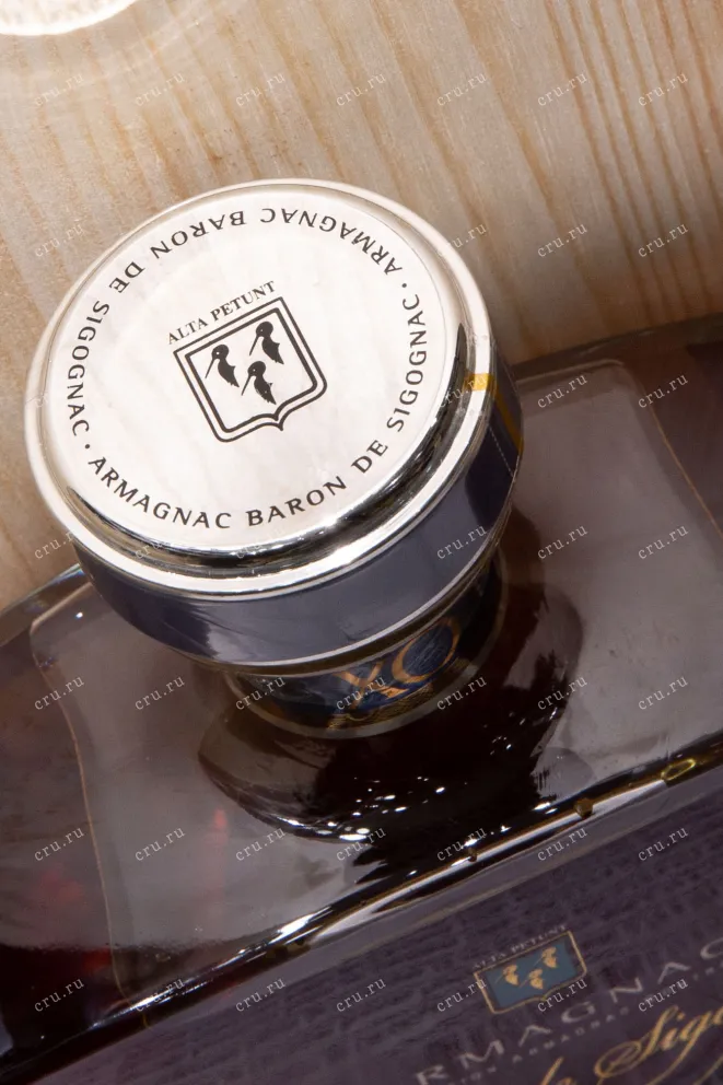 Пробка Baron de Sigognac XO Platinum gift box 0.7 л