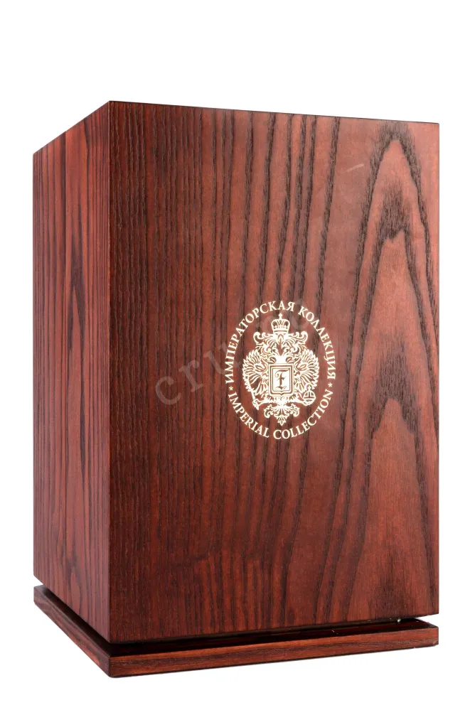 Деревянная коробка Imperial Collection Super Premium in wooden box 0.7 л