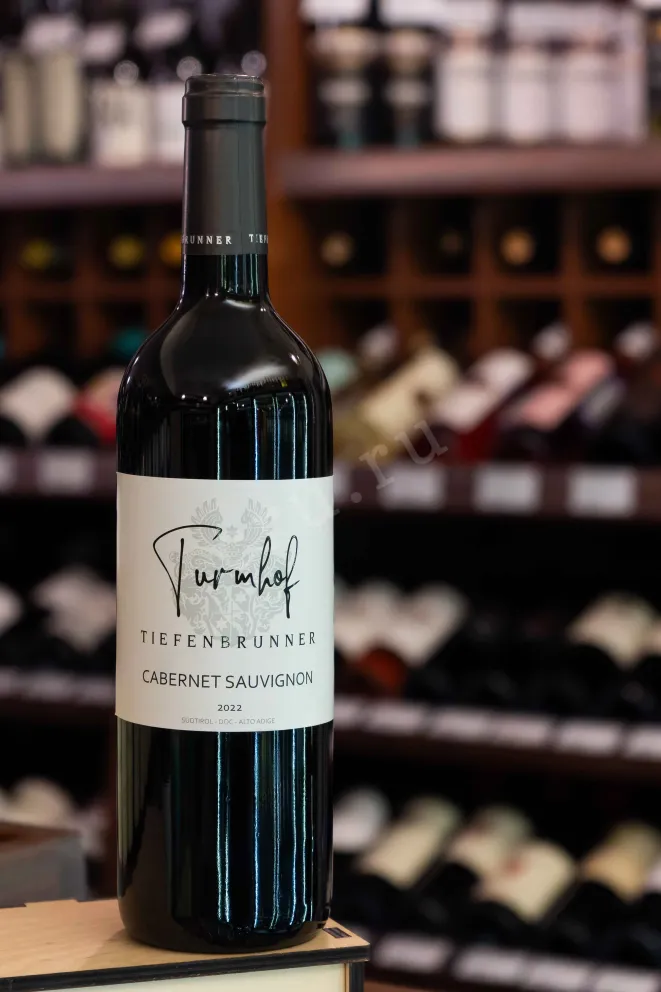 В магазине Крю Профи Tiefenbrunner Turmhof Cabernet Sauvignon 2022 0.75 л