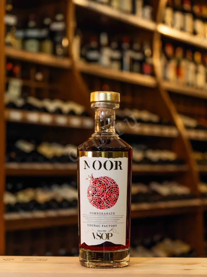 В магазине Крю Профи Noor VSOP Pomegranate 0.5 л
