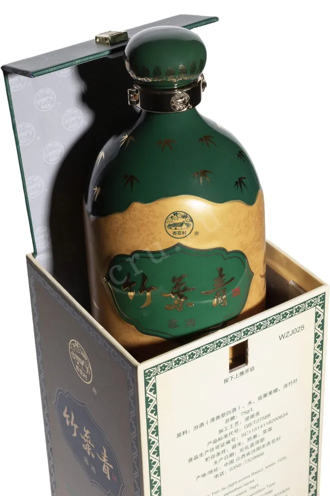 В подарочной коробке Fenjiu Chuyeh Ching Chiew Silu in gift box 0.75 л