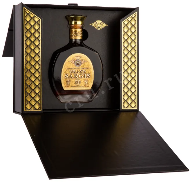 Коньяк Гранд Саргис 30 лет  0.5 л