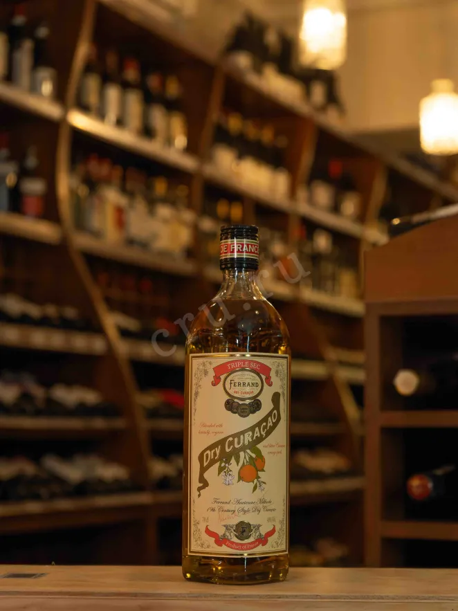 В магазине Крю Профи Pierre Ferrand Curacao Triple Sec 0.7 л