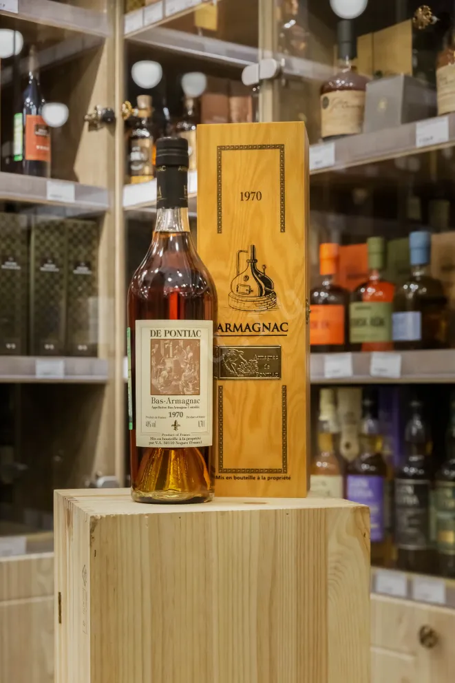 В магазине Крю Профи De Pontiac Bas-Armagnac in wooden box 1970 0.75 л