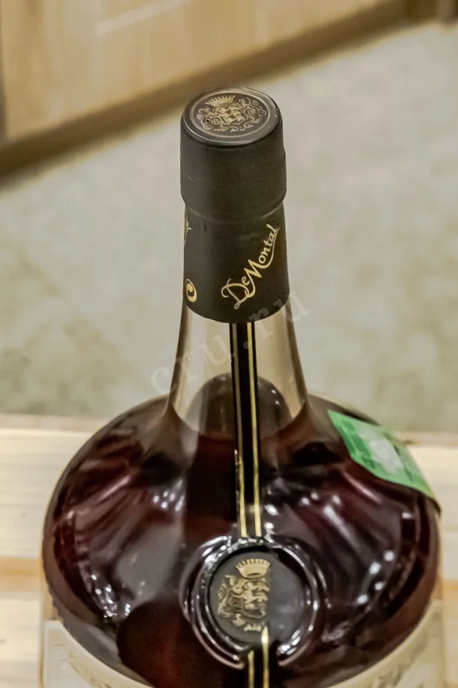 Пробка De  Montal 1966 0.7 л