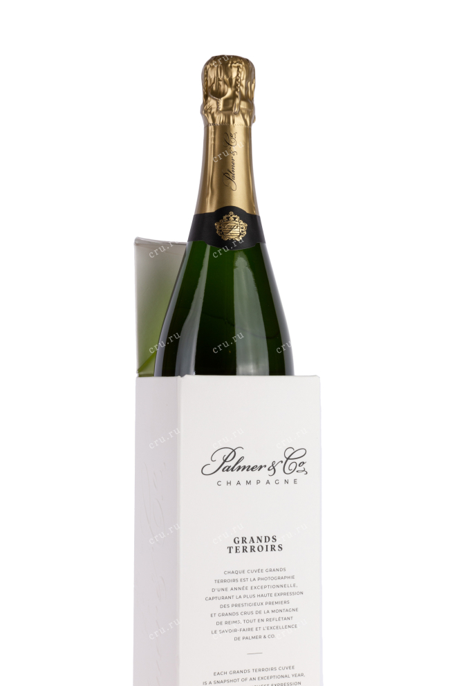 В подарочной коробке Champagne Palmer & Co Gran Terroirs gift box 2015 0.75 л