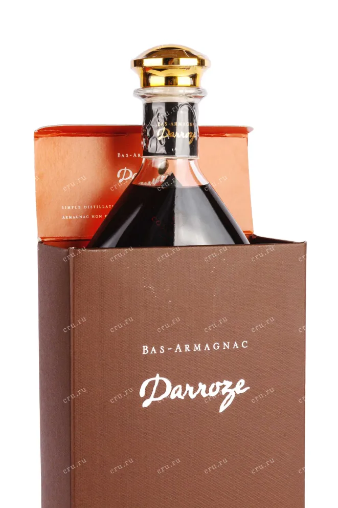 В подарочной коробке Darroze Unique Collection in decanter gift box 1982 0.7 л