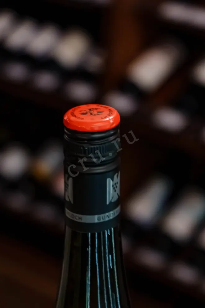 Пробка Nierstein  Riesling trocken Gunderloch 2022 0.75 л