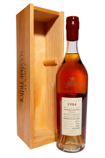 Коньяк Maxime Trijol Grand Champagne Premier Cru in wooden box 1984 0.7 л