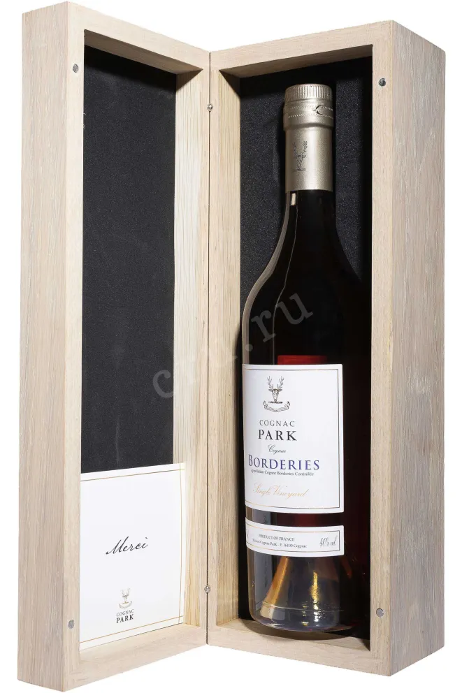 В деревянной коробке Park Borderies Single Vineyard in wooden box 0.7 л