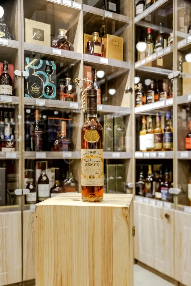 В магазине Крю Профи Sempe 1948 0.7 л