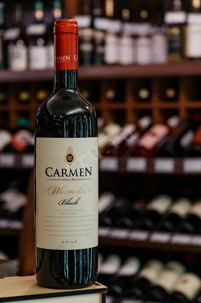 В магазине Крю Профи Carmen Winemaker's Black 2021 0.75 л