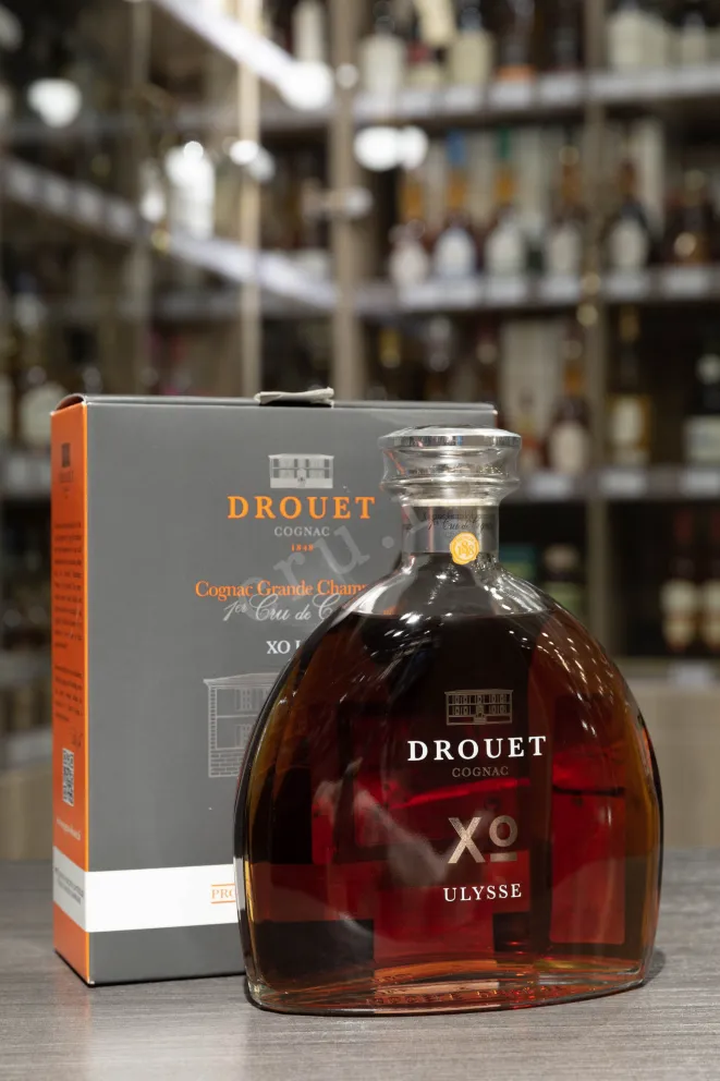 В магазине Крю Профи Drouet Ulysse XO gift box 0.7 л