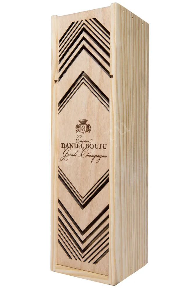 Деревянная коробка Brut de Fut Grande Champagne Daniel Bouju wooden box 1985 0.7 л