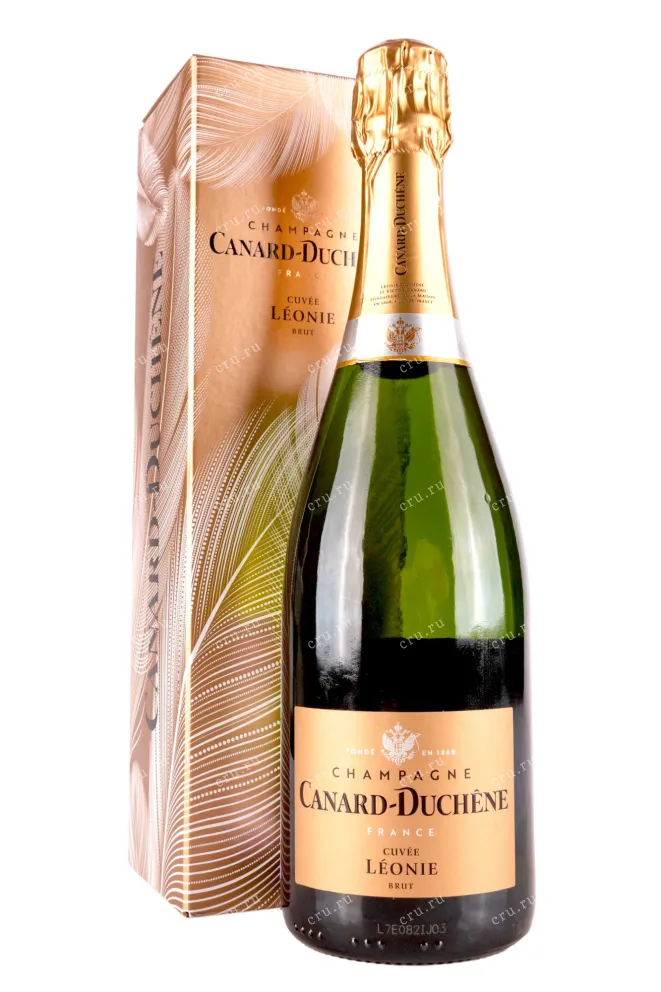 Шампанское Canard-Duchene Cuvee Leonie gift box 2018 0.75 л