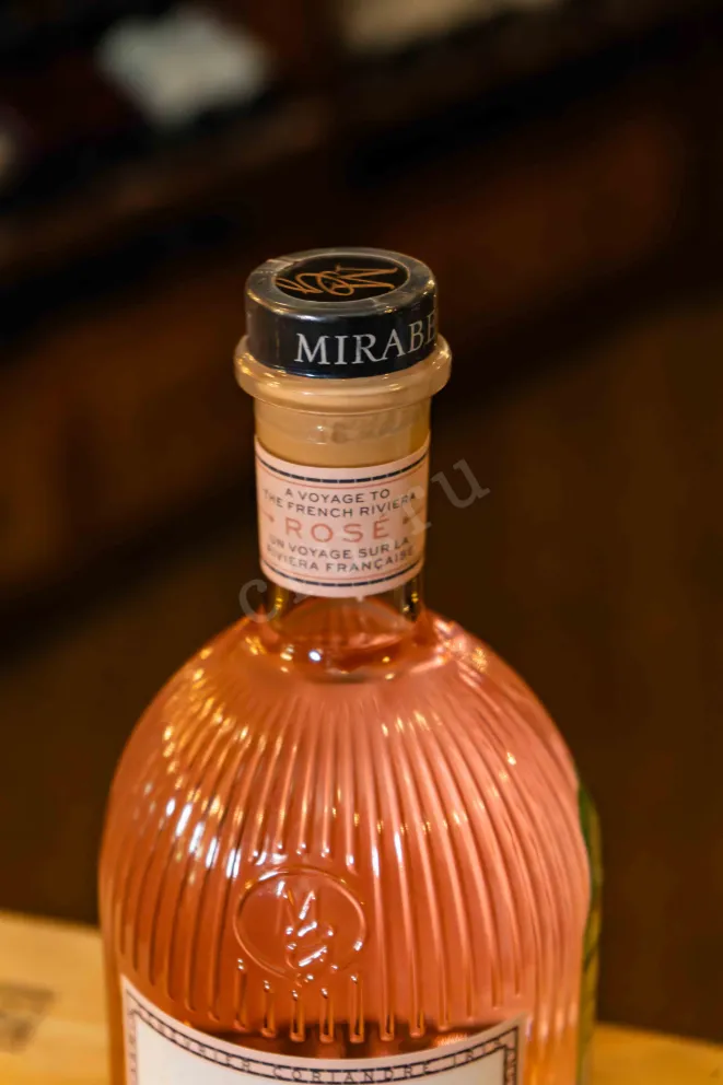 Пробка Mirabeau Rose Dry Gin 0.7 л