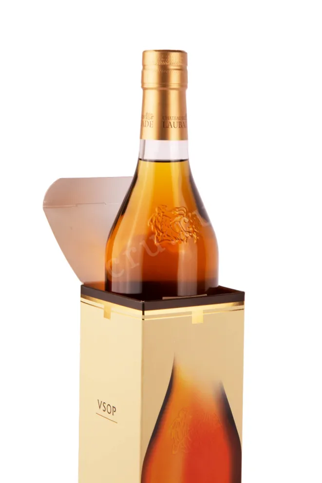 Арманьяк Шато де Лобад ВСОП 0.7 в подарочной коробке
