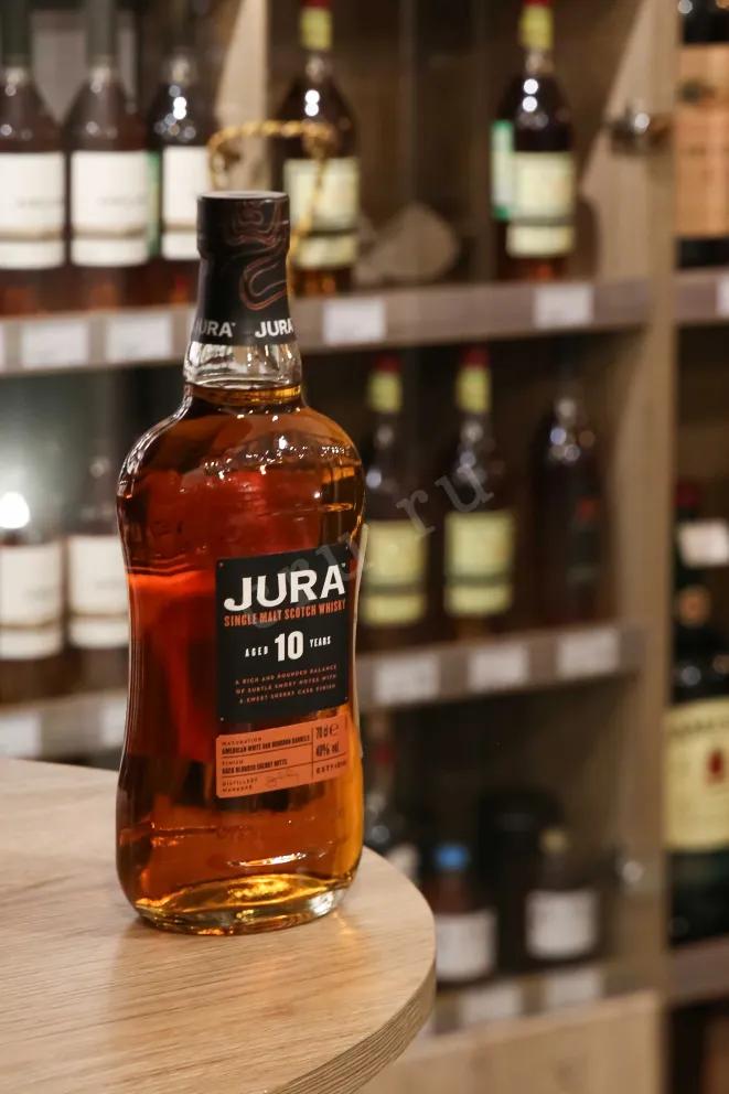 В магазине Крю Профи Jura Aged 10 years in tube 0.7 л
