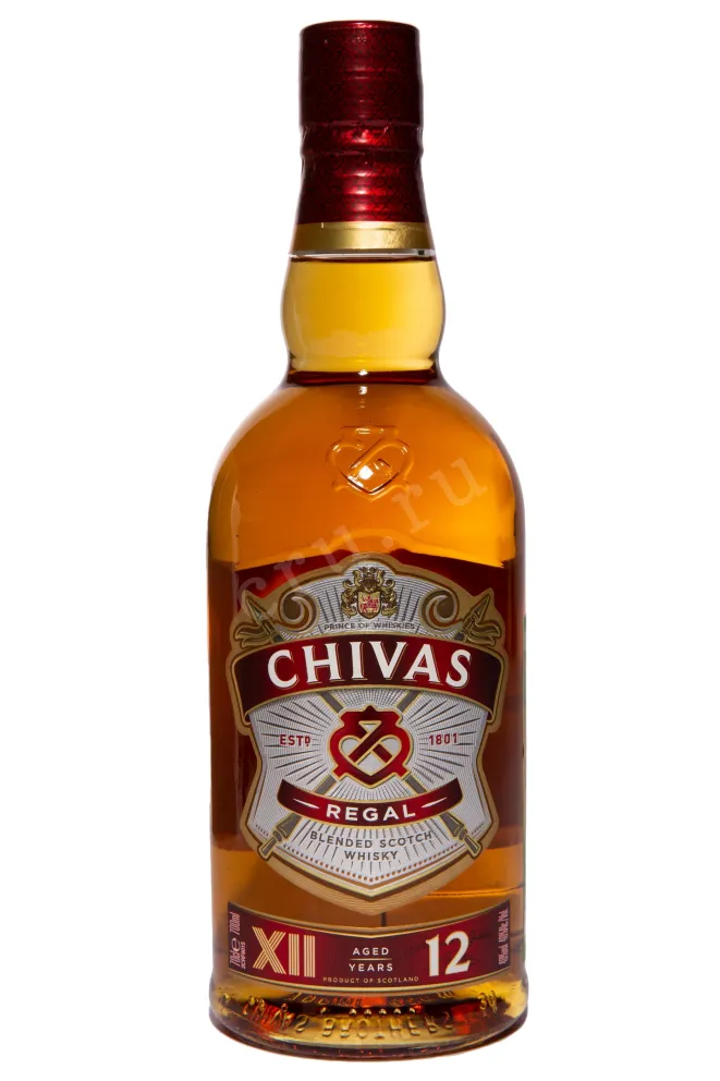 Бутылка Chivas Regal 12 years in gift box 0.7 л