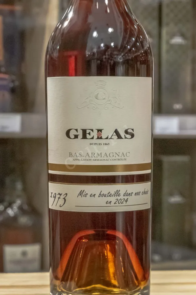 В магазине Крю Профи Gelas 1973 0.7 л