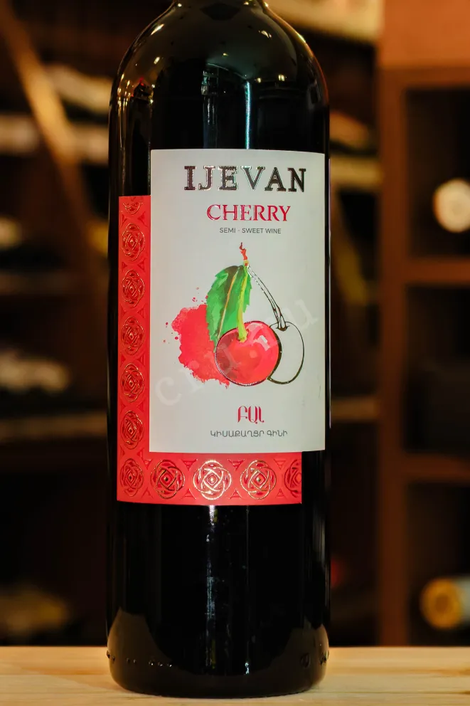 В магазине Крю Профи Ijevan Cherry 0.75 л