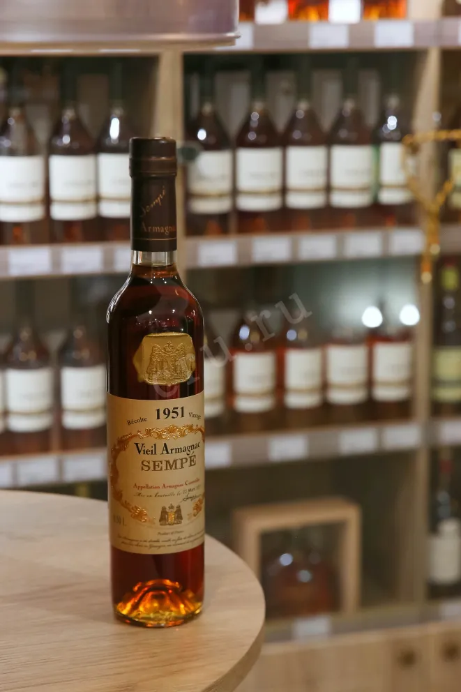 В магазине Крю Профи Sempe 1951 0.5 л