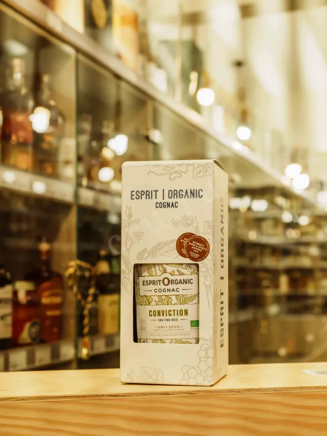 В магазине Крю Профи Esprit Organic VSOP gift box 0.7 л