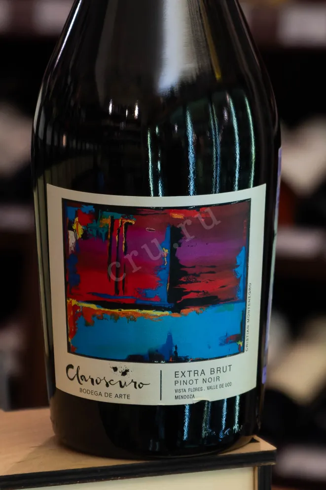 В магазине Крю Профи Claroscuro Extra Brut Pinot Noir 2022 0.75 л