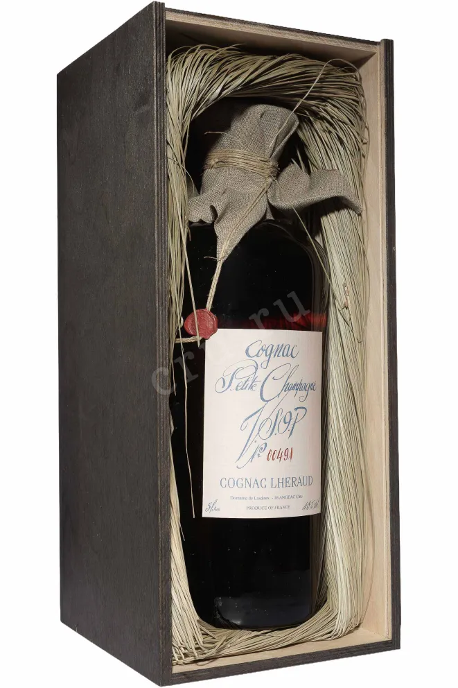 В деревянной коробке Lheraud Petite Champagne VSOP in wooden box 2020 5 л