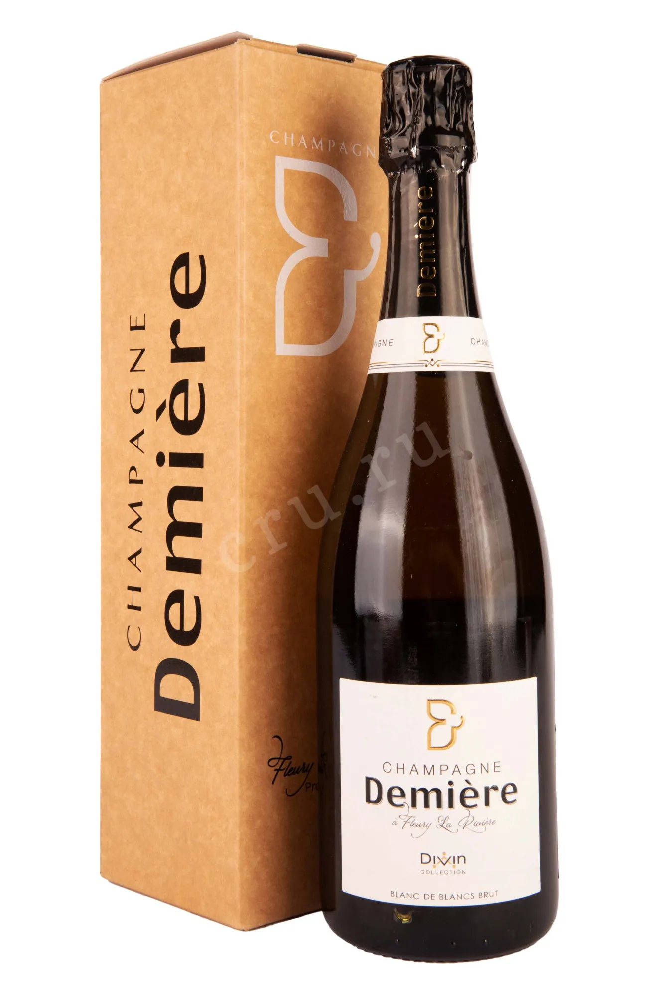 Фото — Шампанское Demiere Divin Blanc de Blancs Brut gift box  0.75 л