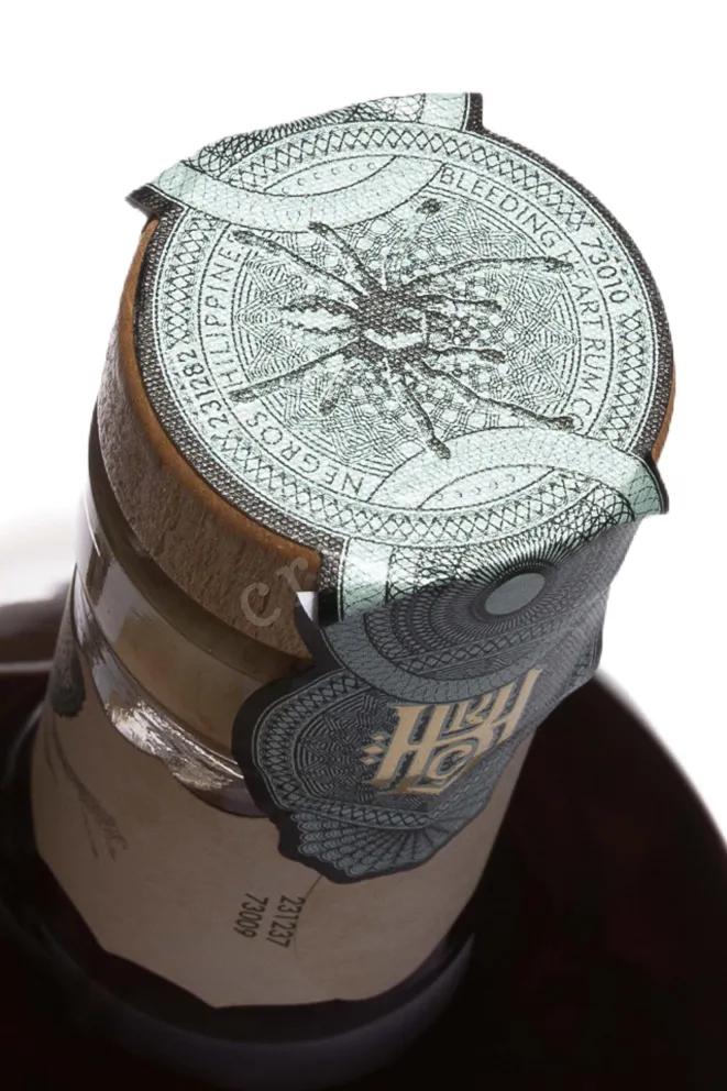 Пробка Don Papa Baroko in tube 0.7 л