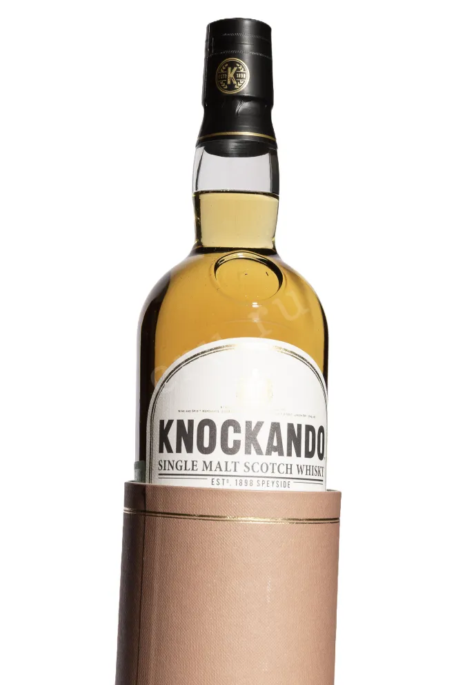 В тубе Knockando 12 Years Old in tube 0.7 л