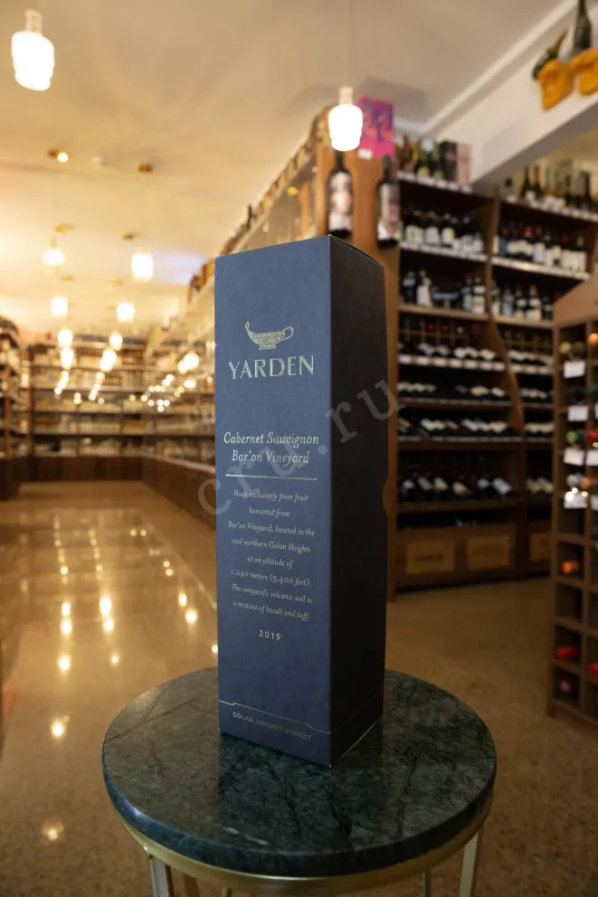 В магазине Крю Профи Yarden Cabernet Sauvignon Bar on Vineyard gift box 2019 0.75 л