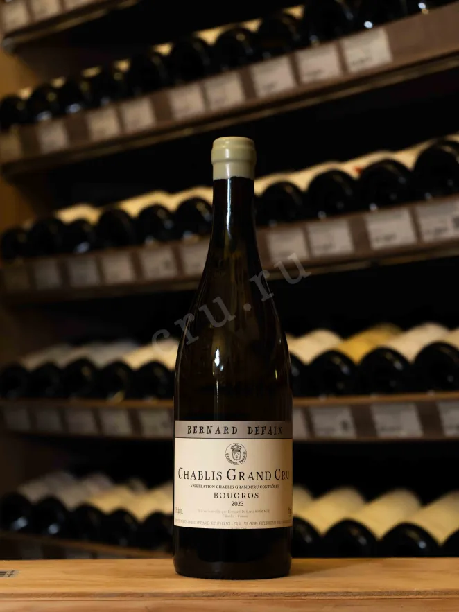 В магазине Крю Профи Bernard Defaix Chablis Grand Cru Bougros AOC 2023 0.75 л