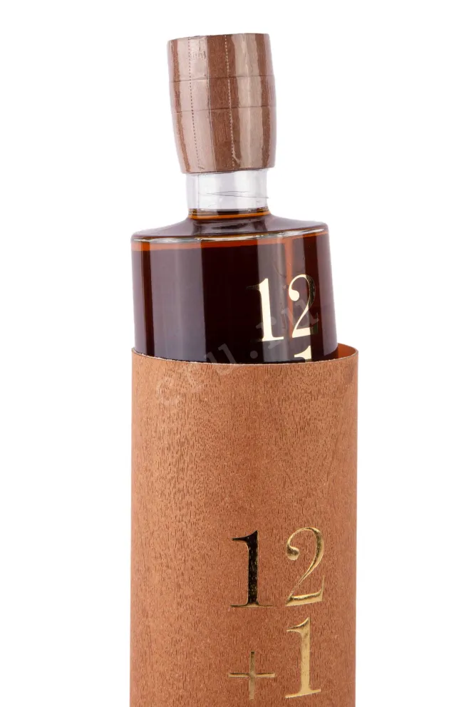 В тубе Bodegas Dios Baco El Bocoy de Jose Paez Blended 12+1 years 0.7 л