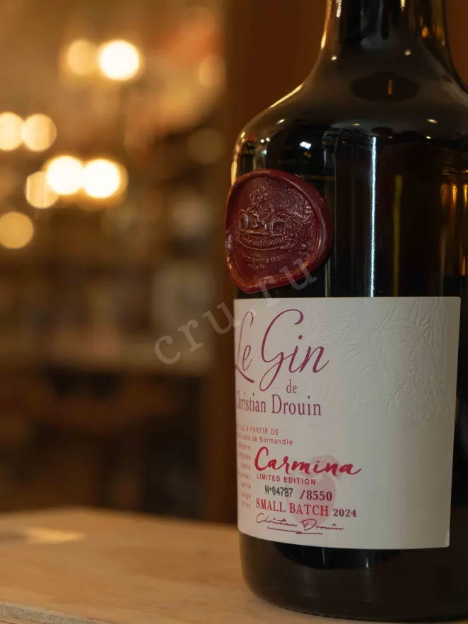 В магазине Крю Профи Christian Drouin Le Gin Carmina 0.7 л