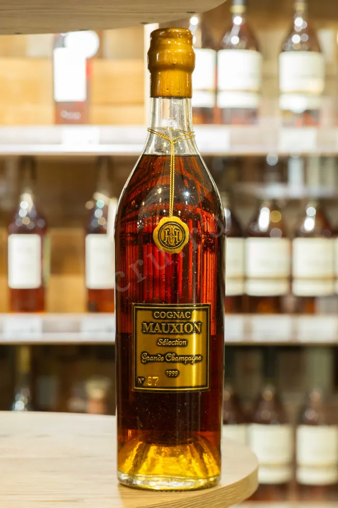В магазине Крю Профи Mauxion Selection Grande Champagne 1999 0.7 л