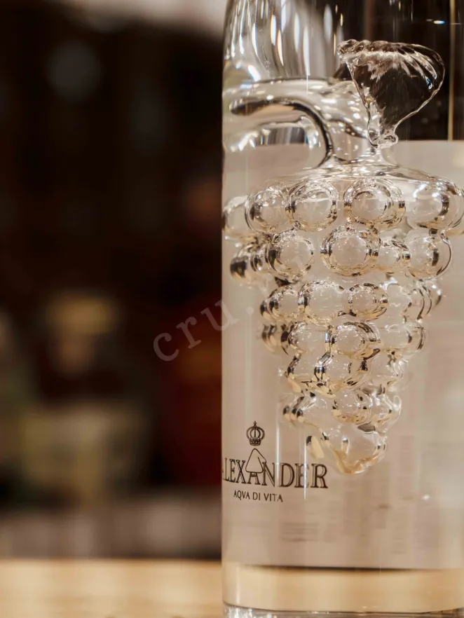 В магазине Крю Профи Bottega Alexander Chardonnay (Ship) in gift box 0.35 л