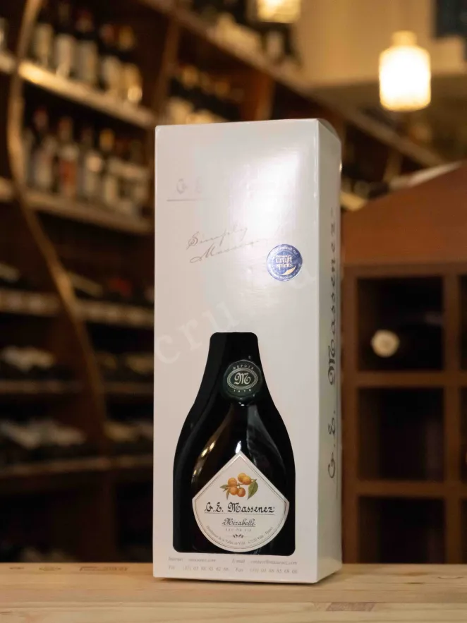 В магазине Крю Профи G.E.Massenez Mirabelle gift box 0.7 л