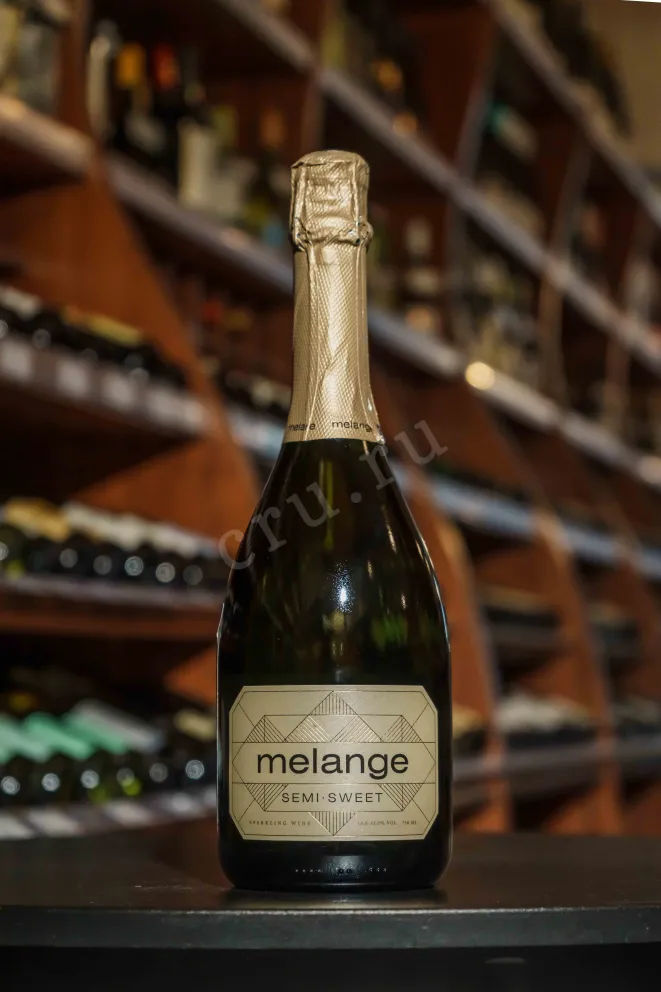 В магазине Крю Профи Melange Semi Sweet 2025 0.75 л