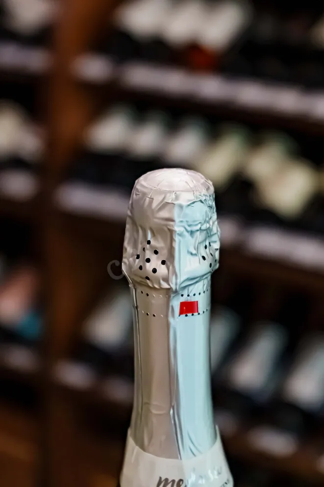 Пробка Medusa Brut 2022 0.75 л