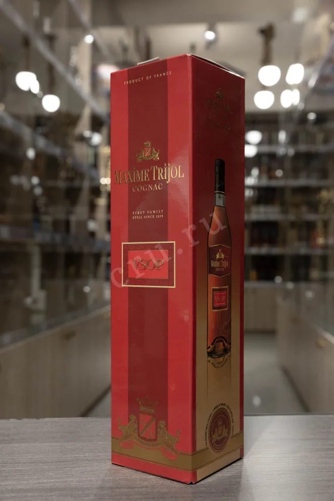 В магазине Крю Профи Maxime Trijol VSOP in gift box 0.7 л