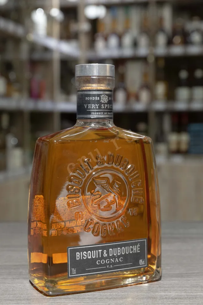 В магазине Крю Профи Bisquit VS 0.7 л