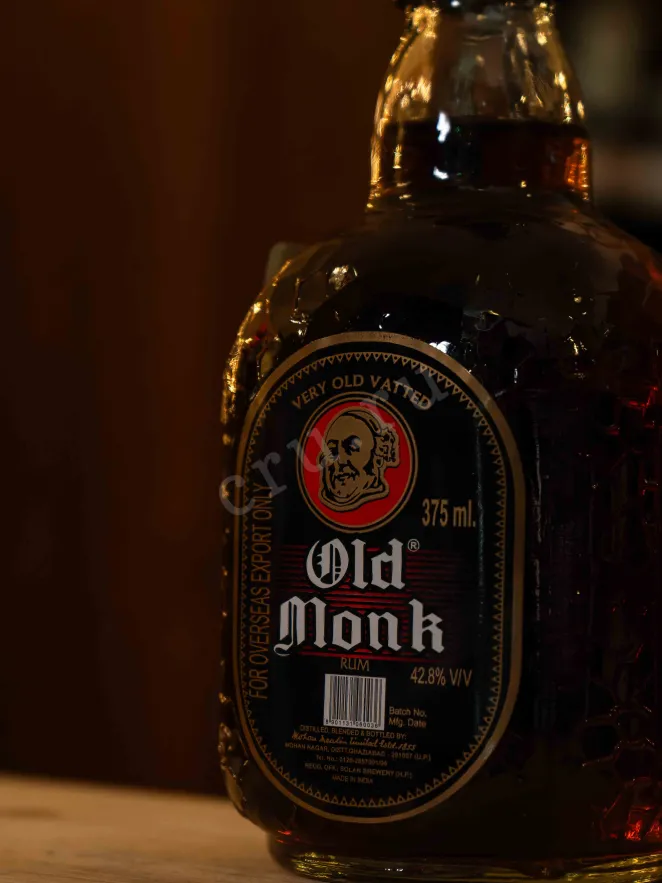 Пробка Old Monk 7 years 0.75 л
